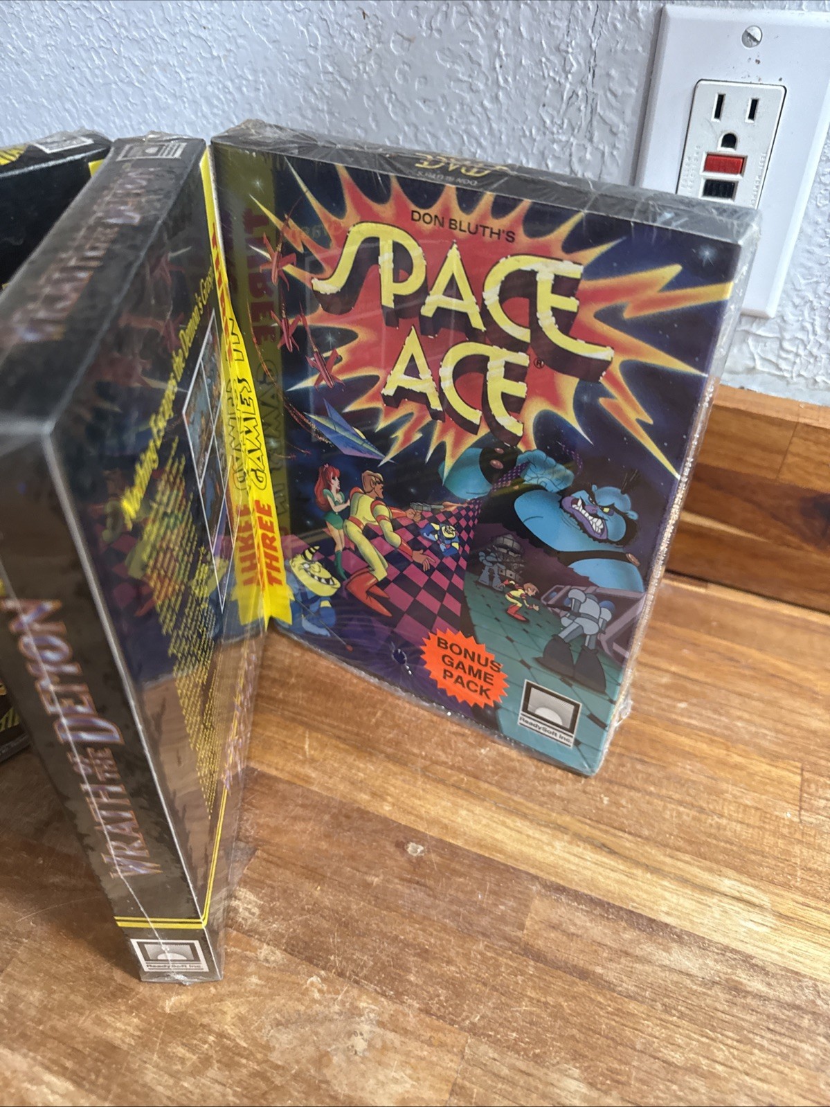 AMIGA Space age wrath of the demon Dragons Lair II Time warp Ready Soft see pics