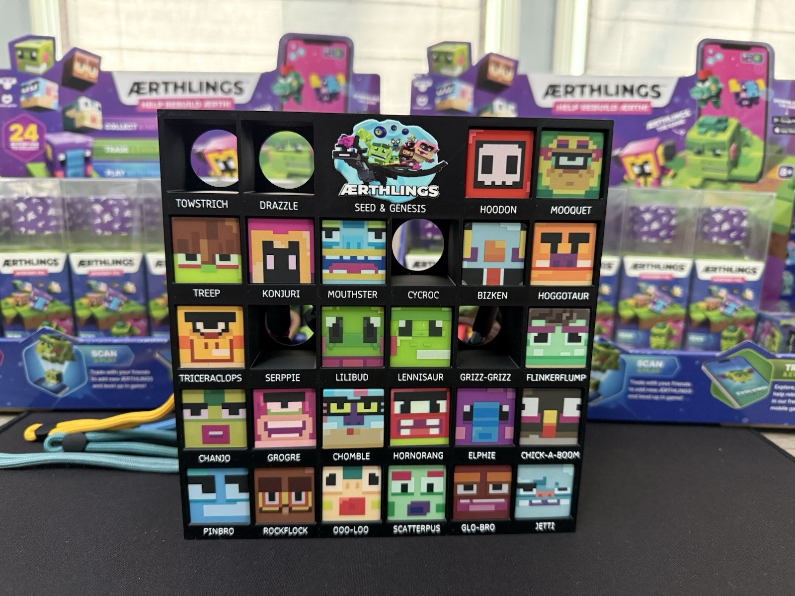 Aerthlings Collector Display Stand and Storage Rack – CHARACTERS NOT INCLUDED