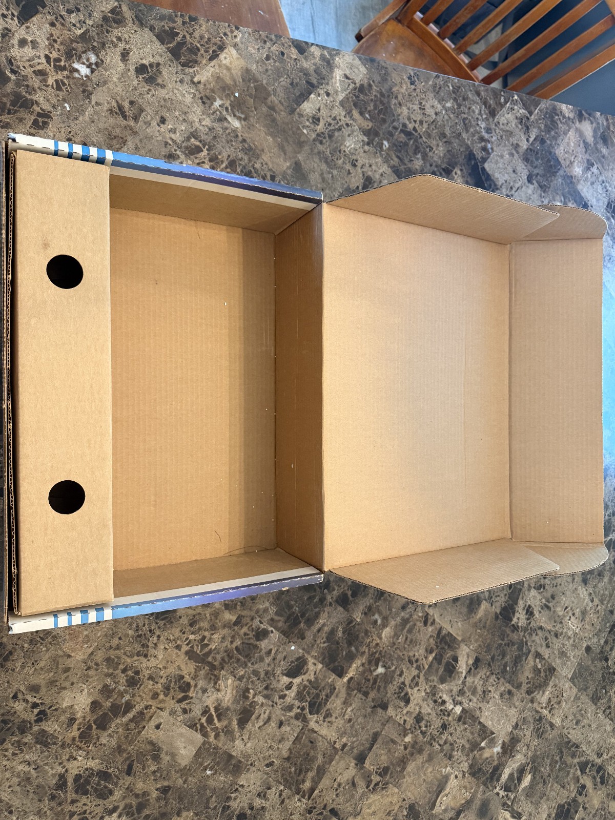 Commodore 64 Box *Box Only* – Excellent shape for its age