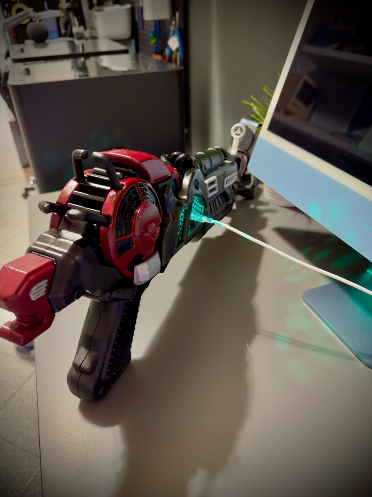 Raygun MK2 LED Replica 1/1 Scale Zombie