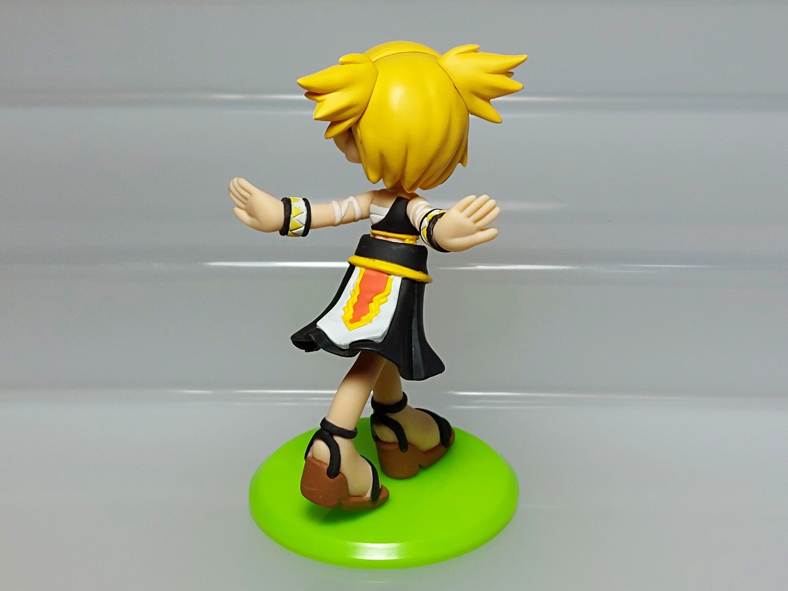 Game Characters Sukatto Golf Pangya Lolo Lola Dolfini Figure MegaHouse H07 3.2in