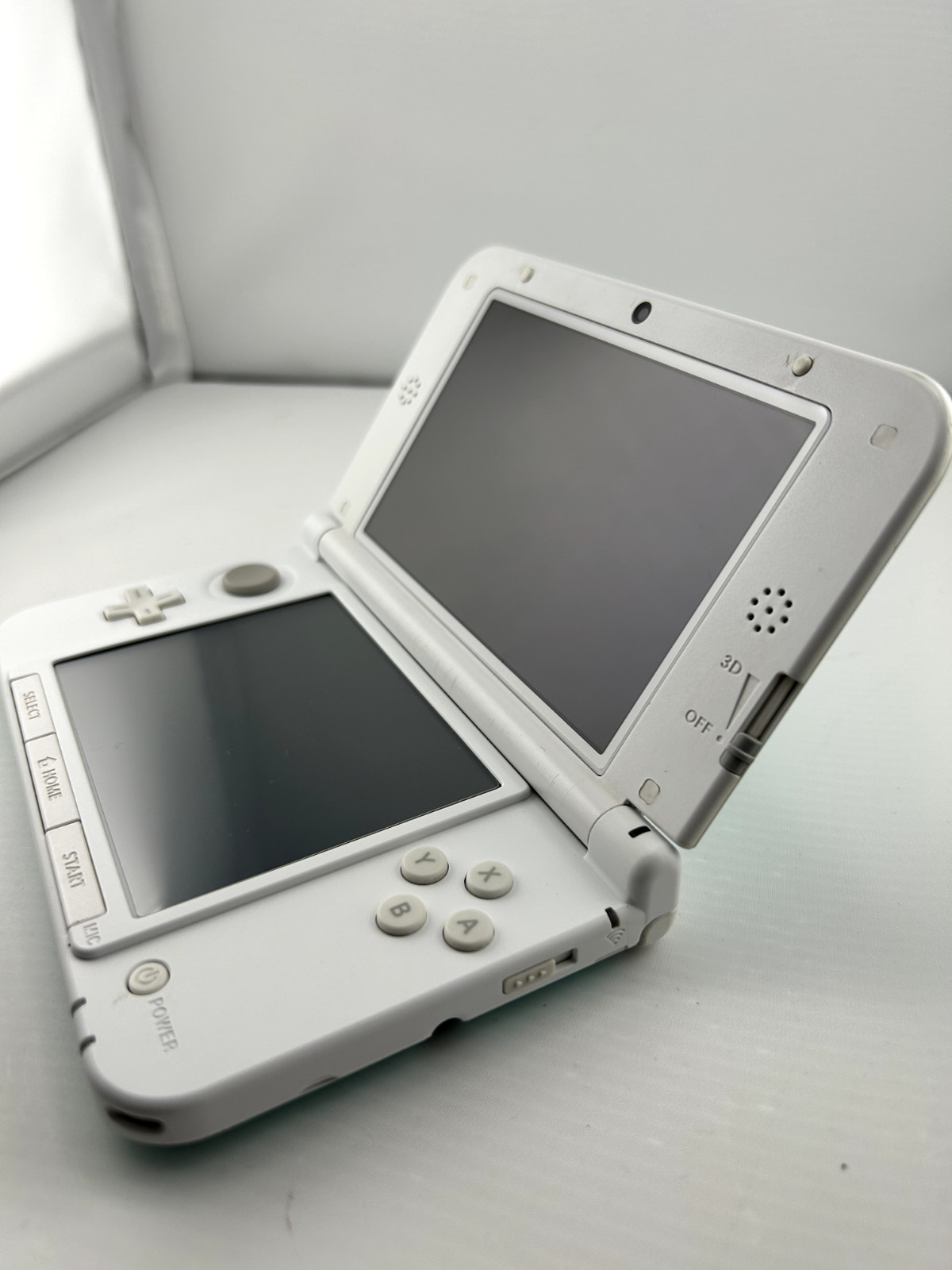 [A-rank] Nintendo 3DS LL XL console Mint White with Charger/Stylus