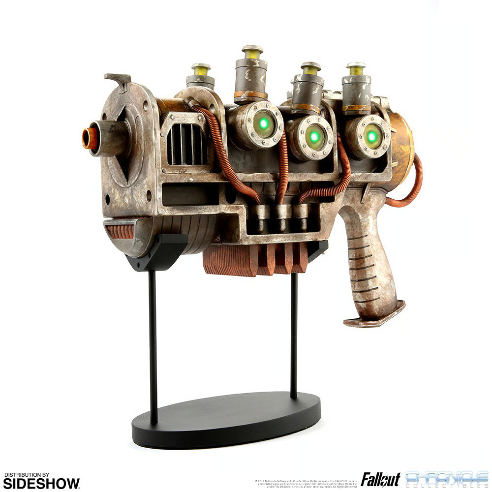 Fallout Plasma Pistol – 1:1 scale ThinkGeek exclusive