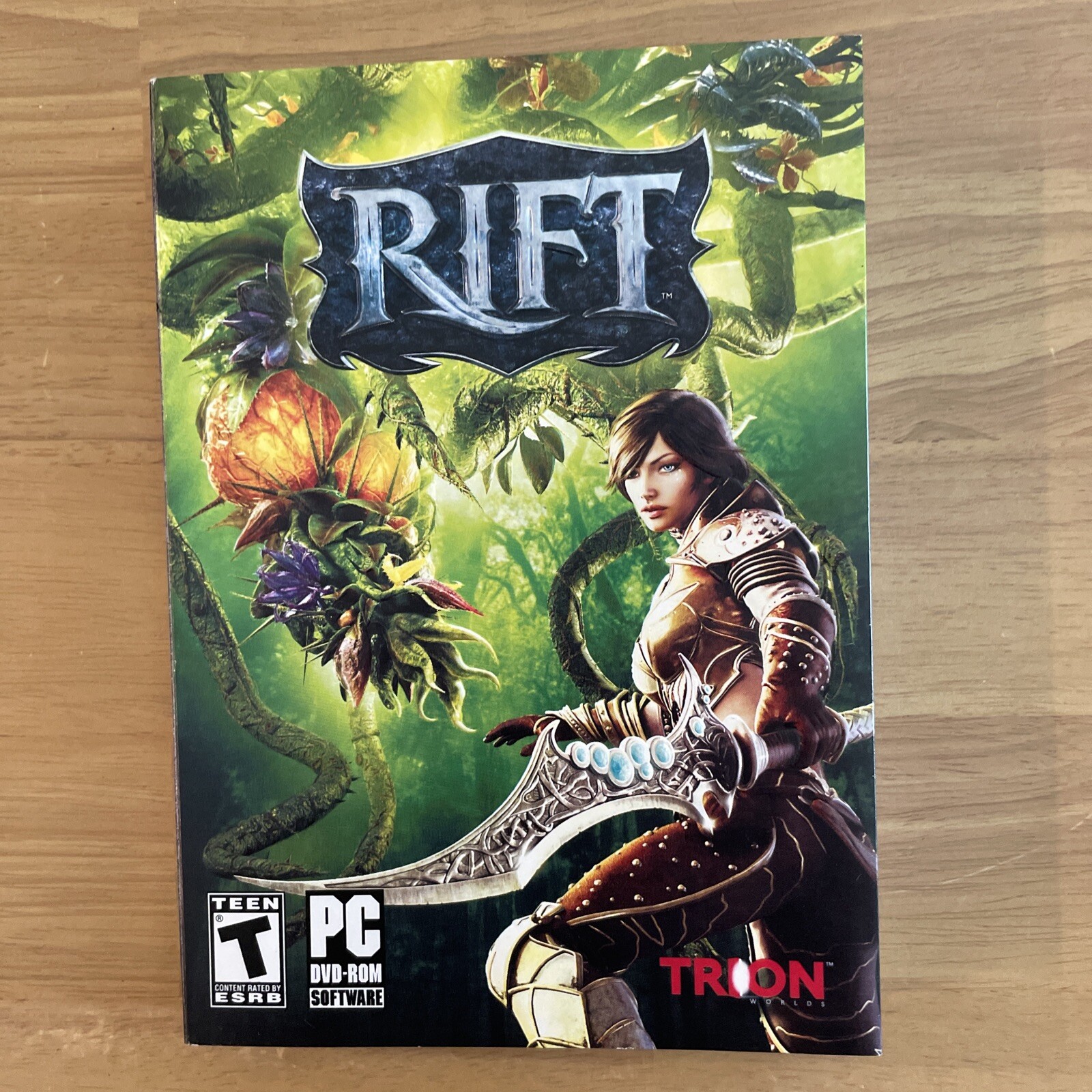 Rift PC 2011 Video Game Brand New and Sealed