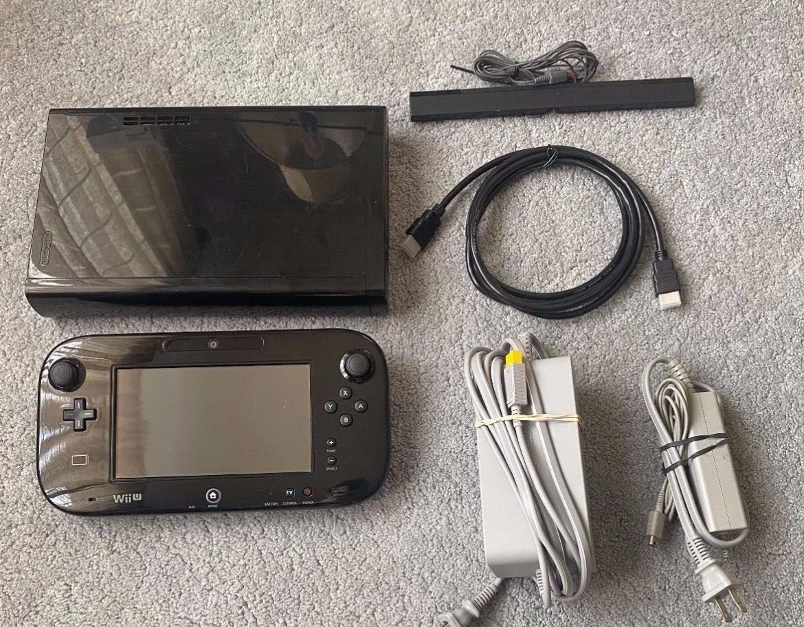 Wii U Console Black 32GB Complete All Cords! TWO RANDOM GAMES!