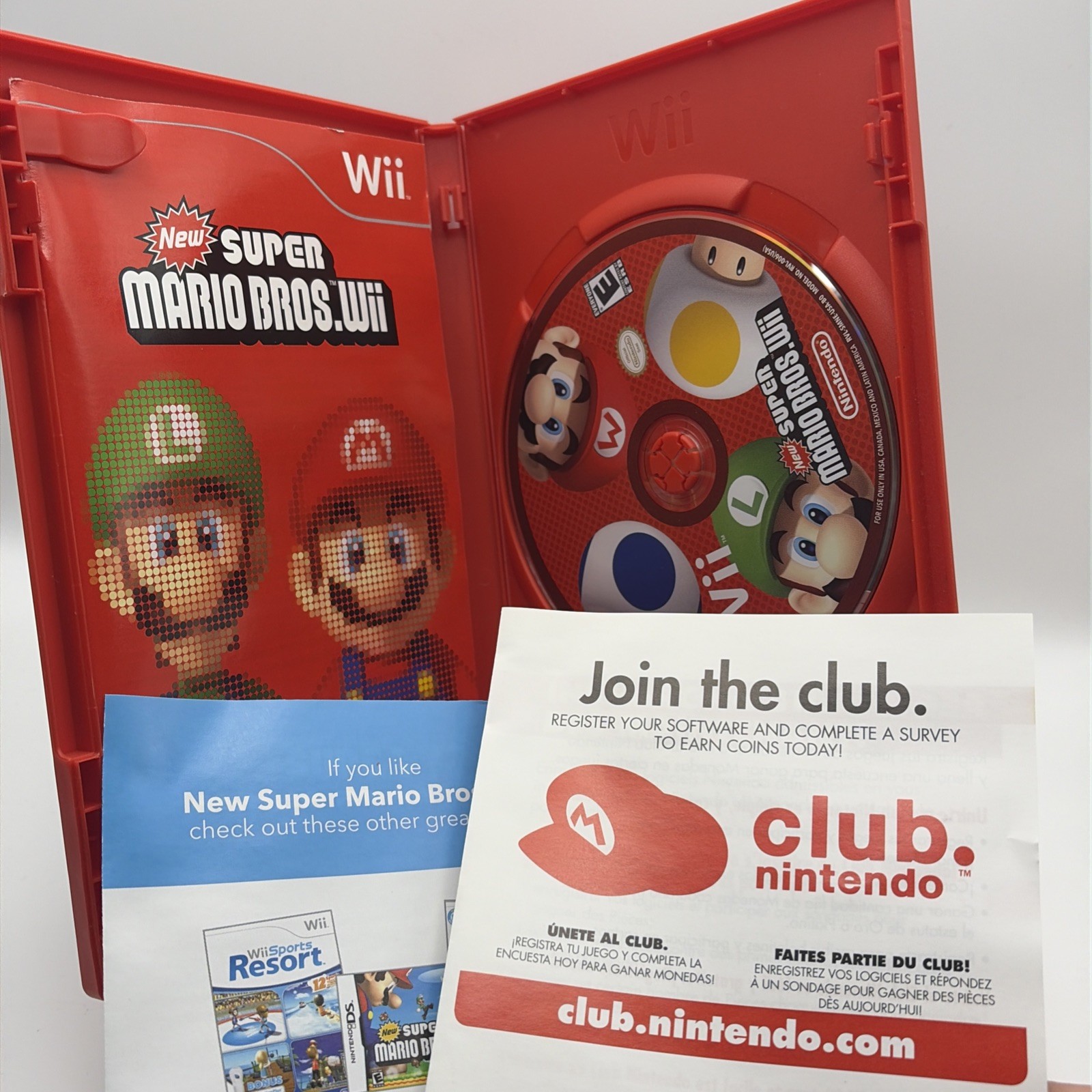 New Super Mario Bros. Wii (Nintendo Wii 2009) Complete In Box CIB Tested Working