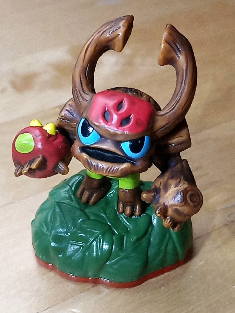 Skylanders Lot Bundle 3 Spyro’s Adventure & 3 Giants Hot Head Series 2 Hex +