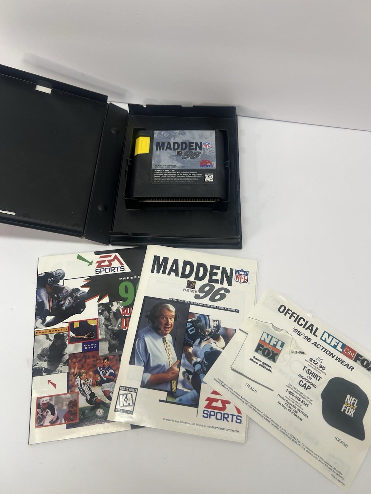 Madden NFL 96(Sega Genesis, 1995) With Manual And Promo Booklets EA Sports