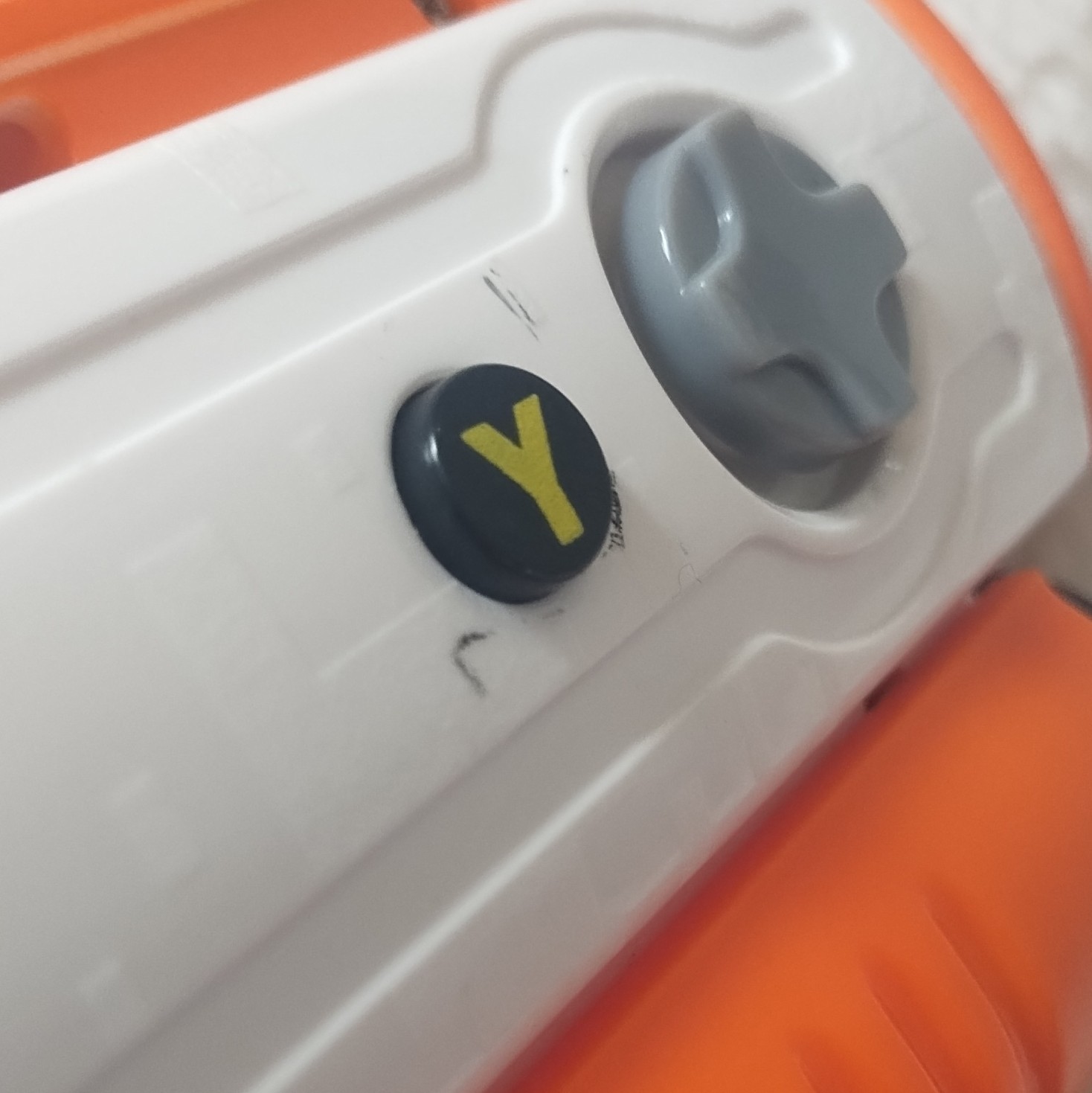 Activision Wireless Gun Controller for Microsoft Xbox 360 Ergonomic White/Orange