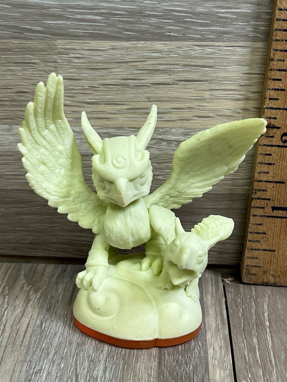 Skylanders Giants Sonic Boom Glow-in-the-Dark Figure Activision 84504888 G