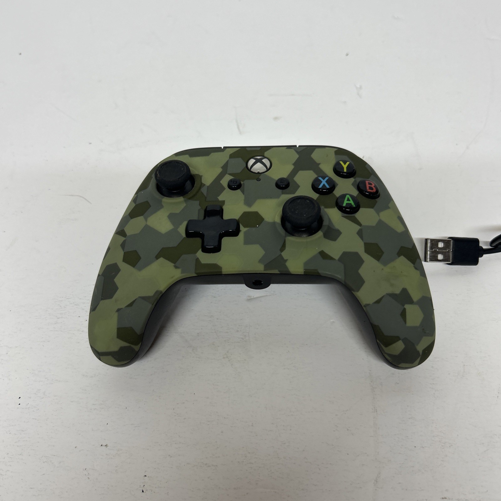PowerA Wired Controller for Xbox Camo Tested Does Not Come With Charger