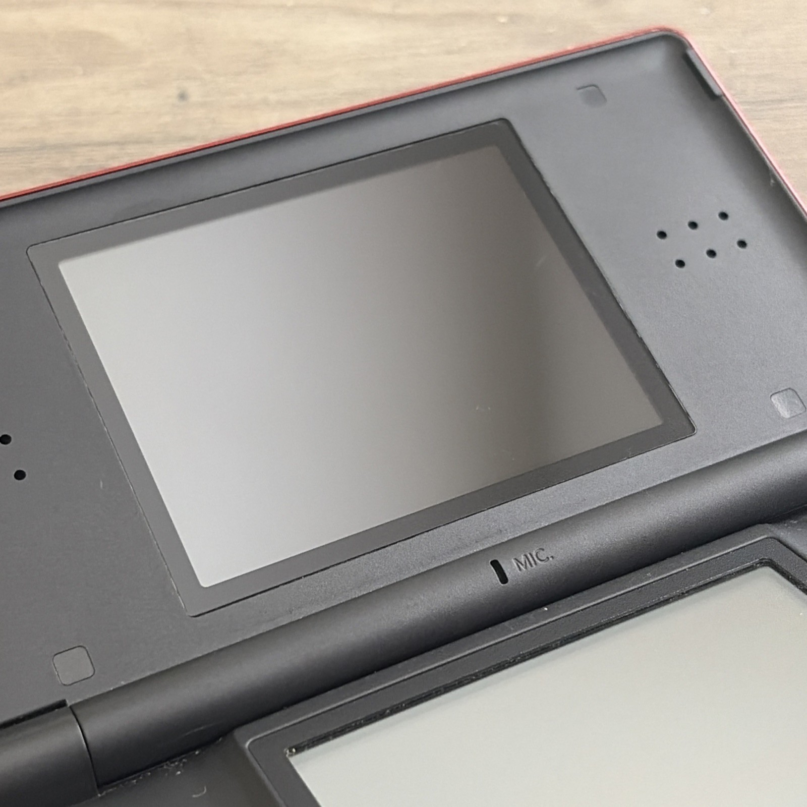 Nintendo DS Lite USG-001 Red/Black Handheld Console w/ Stylus, Charger