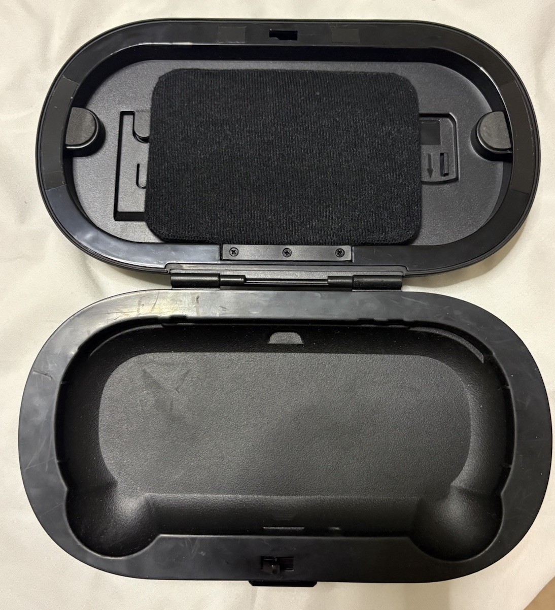 Sony • Playstation • PS Vita • Hard Shell Vault Carrying Case Rare Hard To Find