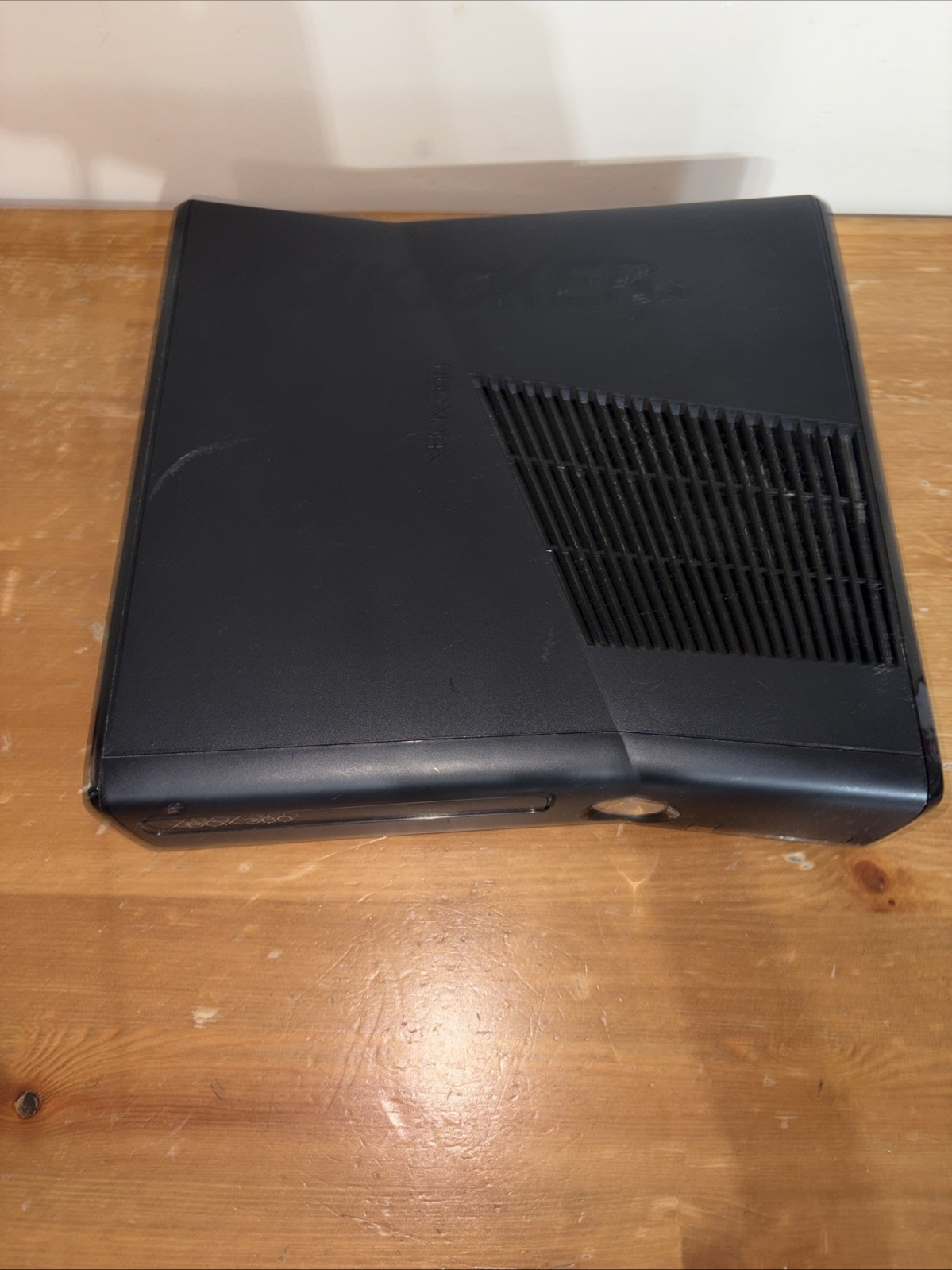 Microsoft Xbox 360 S 4GB Console only – Black (1439) – Tested/works