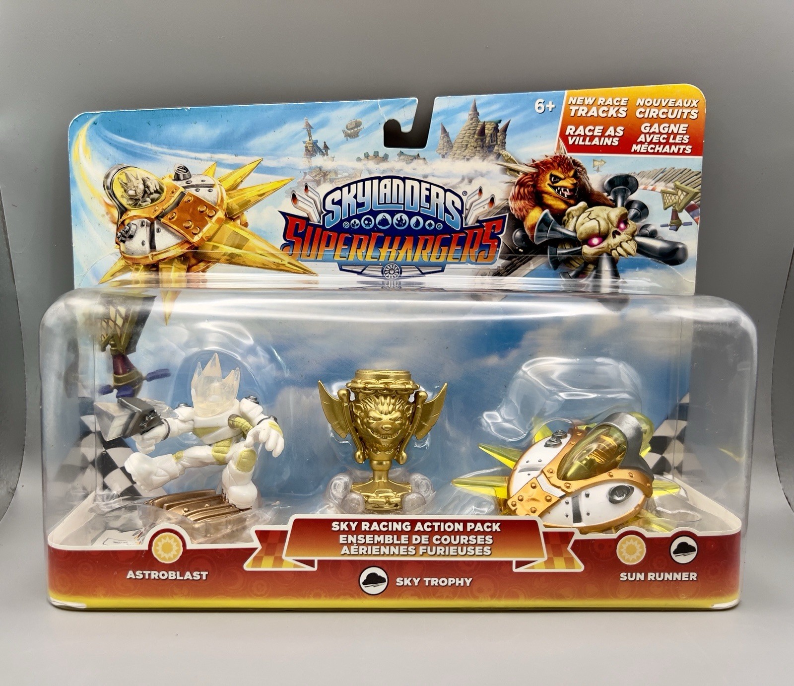 Skylanders SuperChargers Sky Racing Action Pack Astroblast Sun Runner Trophy NEW