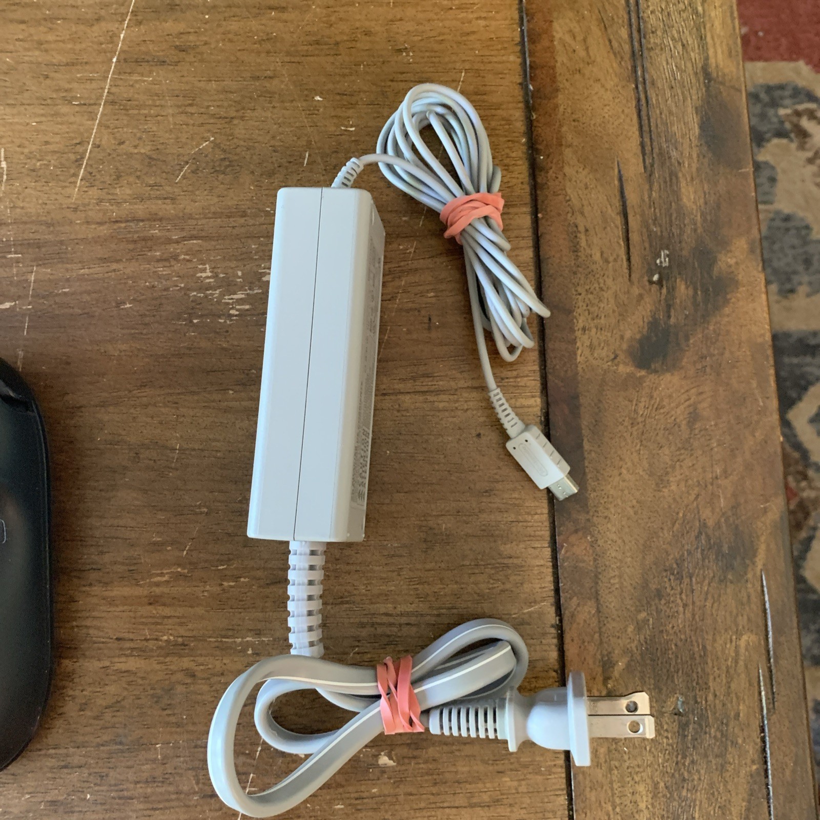 Nintendo Wii U Black GAMEPAD w/ Charger +stylus WUP-010 US