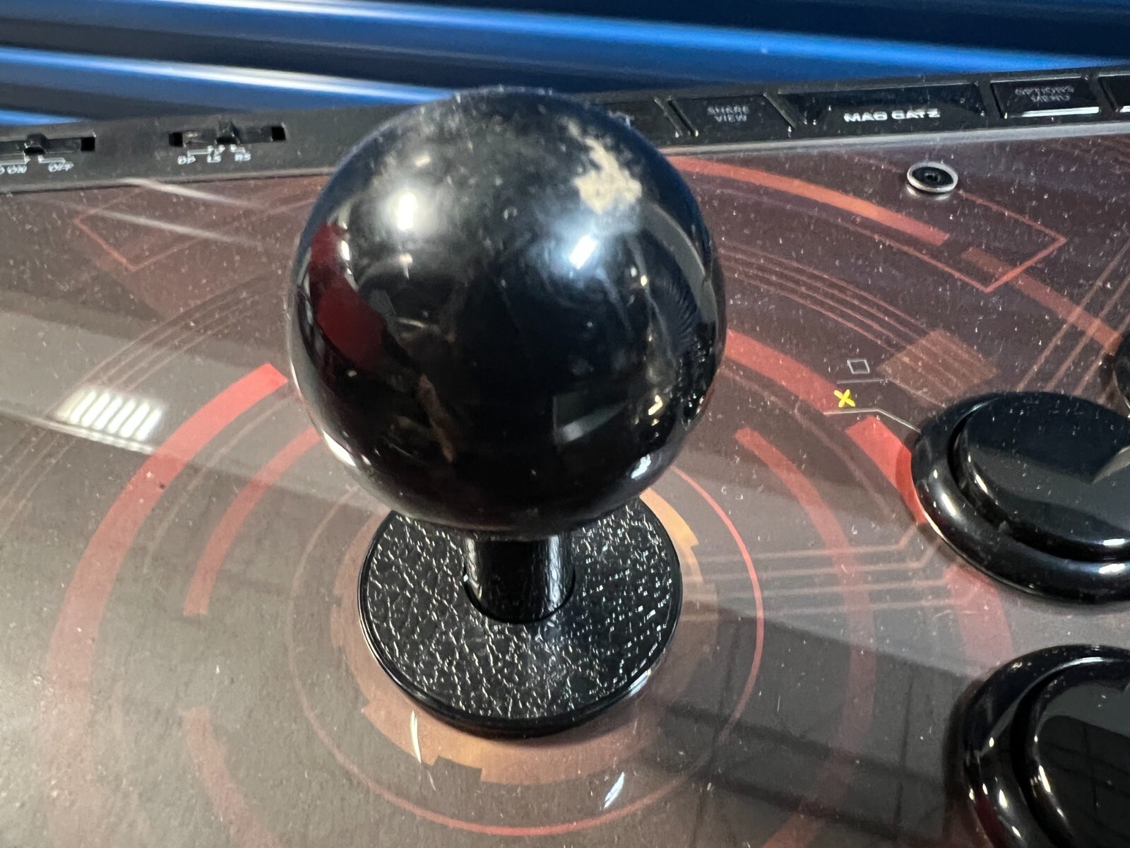 Mad Catz The Authentic EGO Arcade Fight Stick for PS4, Xbox One, Nintendo Switch
