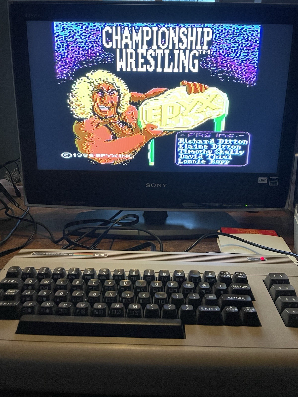 RARE Vintage Original Commodore 64 Console & 1541 Disk Drive Pristine Condition