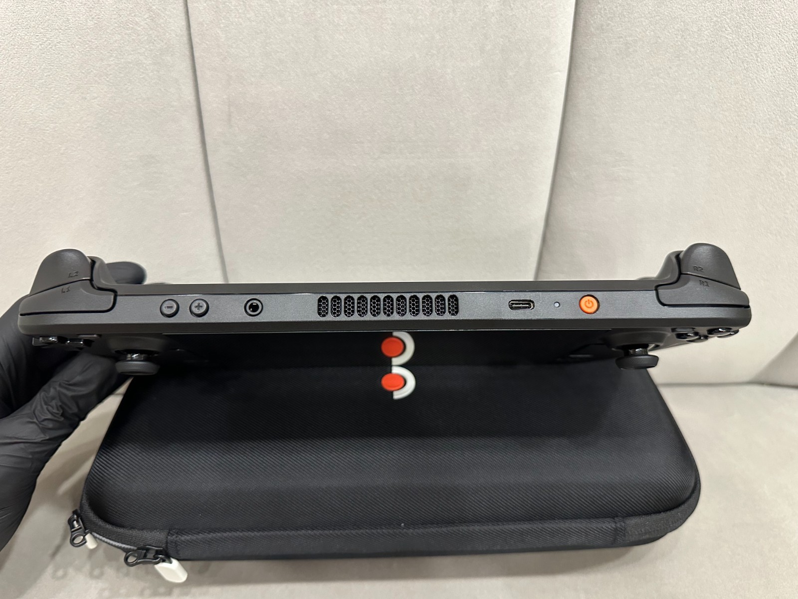 Valve Steam Deck OLED 512GB Black with Carrying Case & Charger