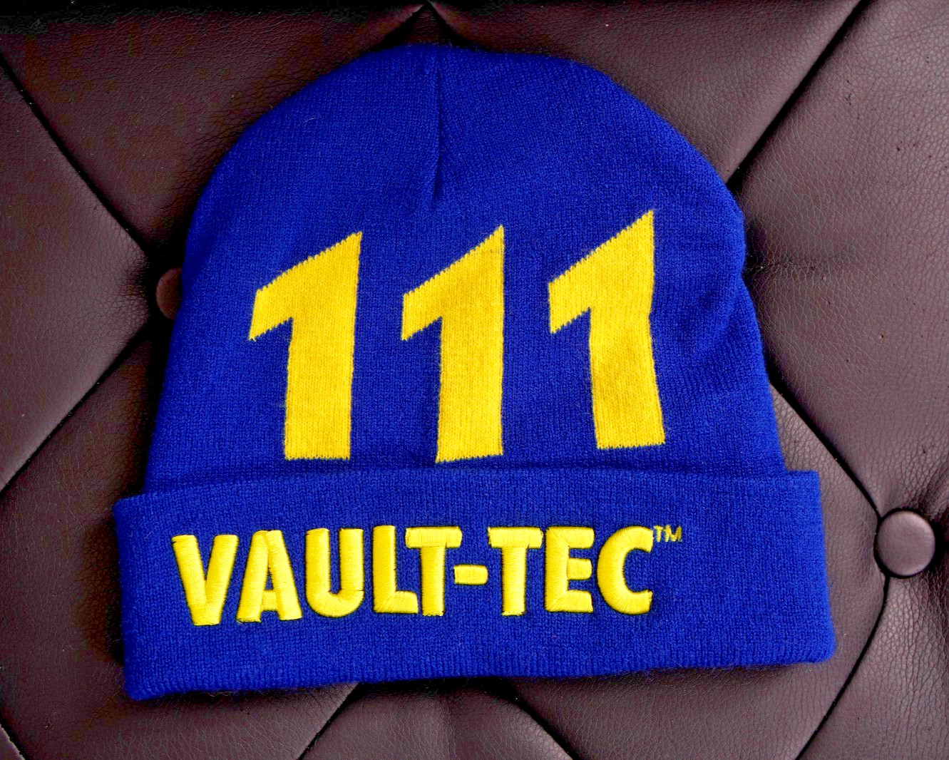 Bethesda Fallout Vault-Tec Vault 111 Beanie Blue & Yellow Stretch Cuffed 2016