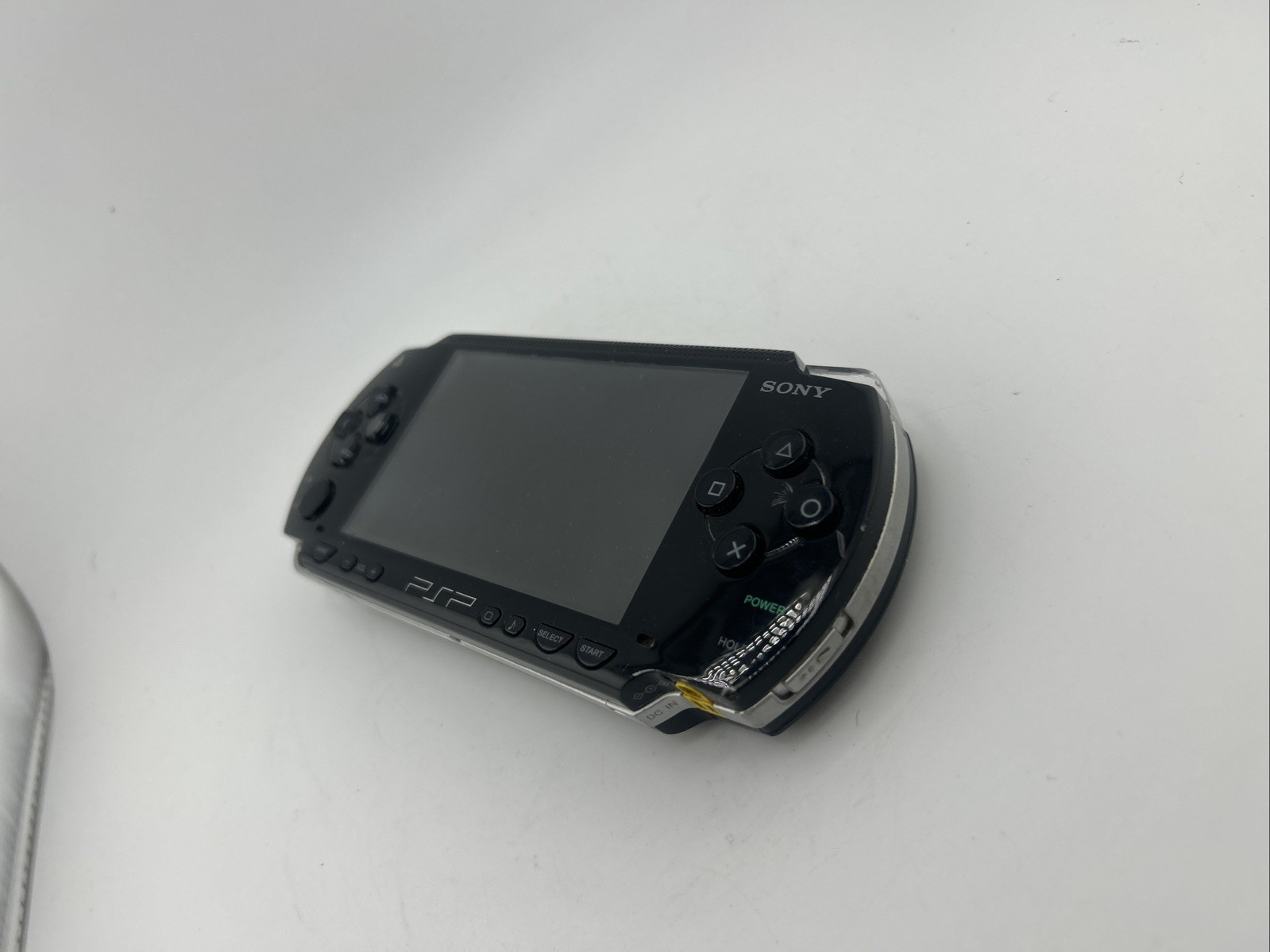 Sony PSP Console PSP-1000 Black For Parts Only W 8G Memory Stick & Battery