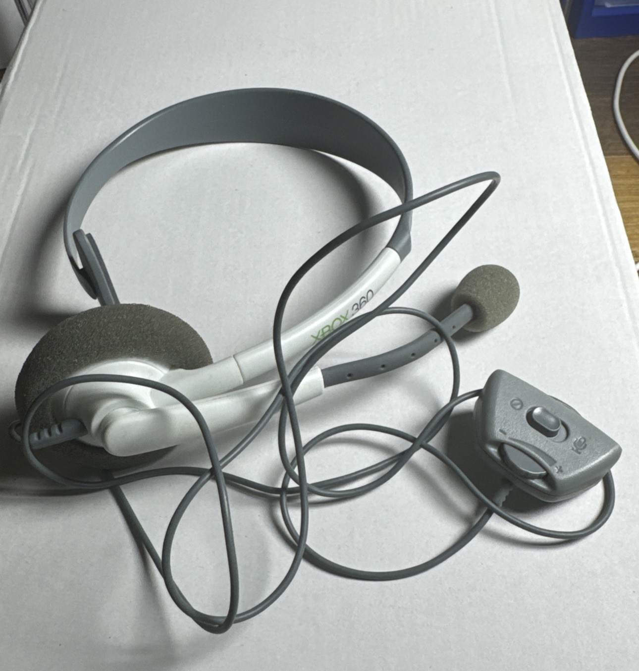 Microsoft XBOX 360 Live Headset White & Gray Headband Wired