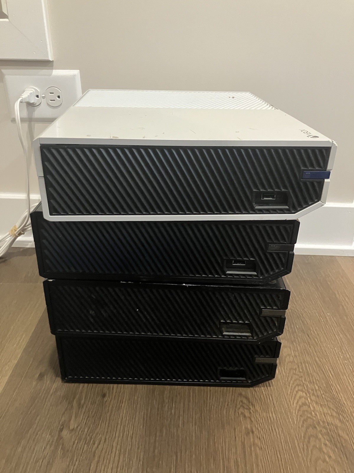 Lot of 4 Original Xbox One 500GB Black Consoles For Parts or Repair