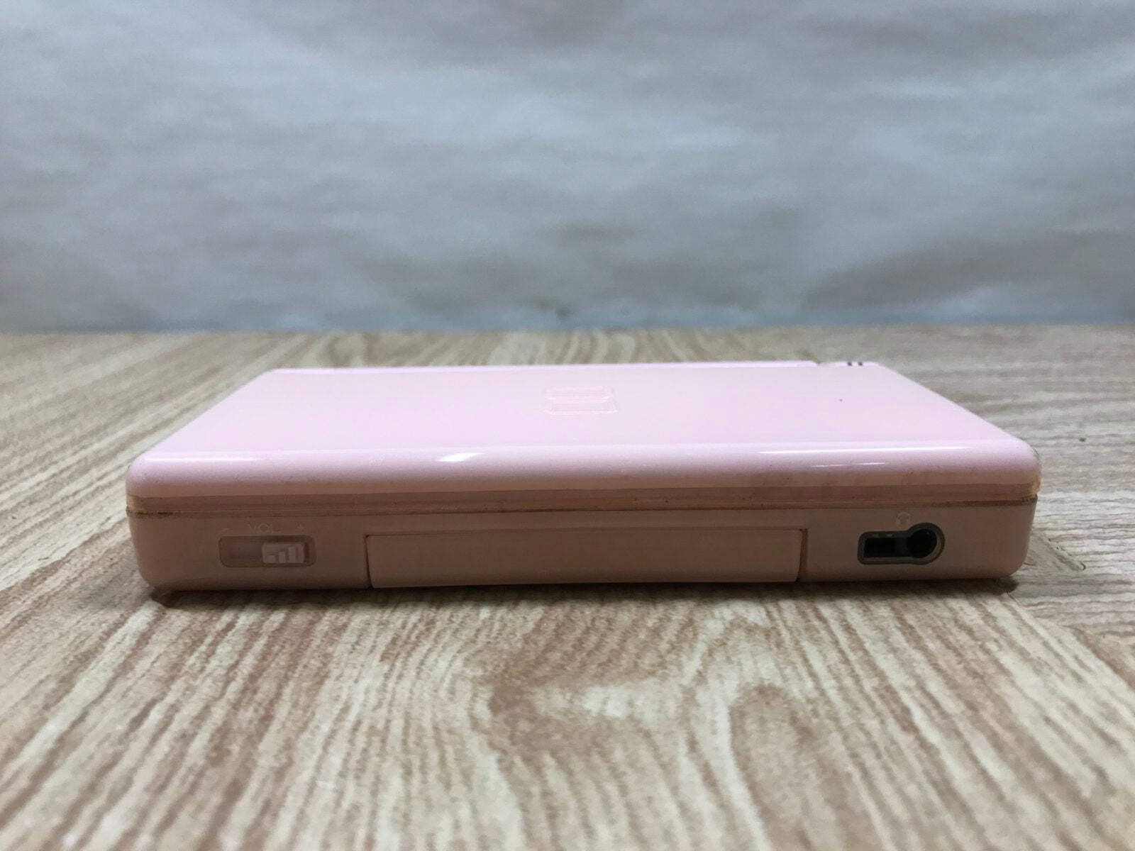 Nintendo DS Lite Noble Pink Console Nintendo Japan – With Defects LG9220