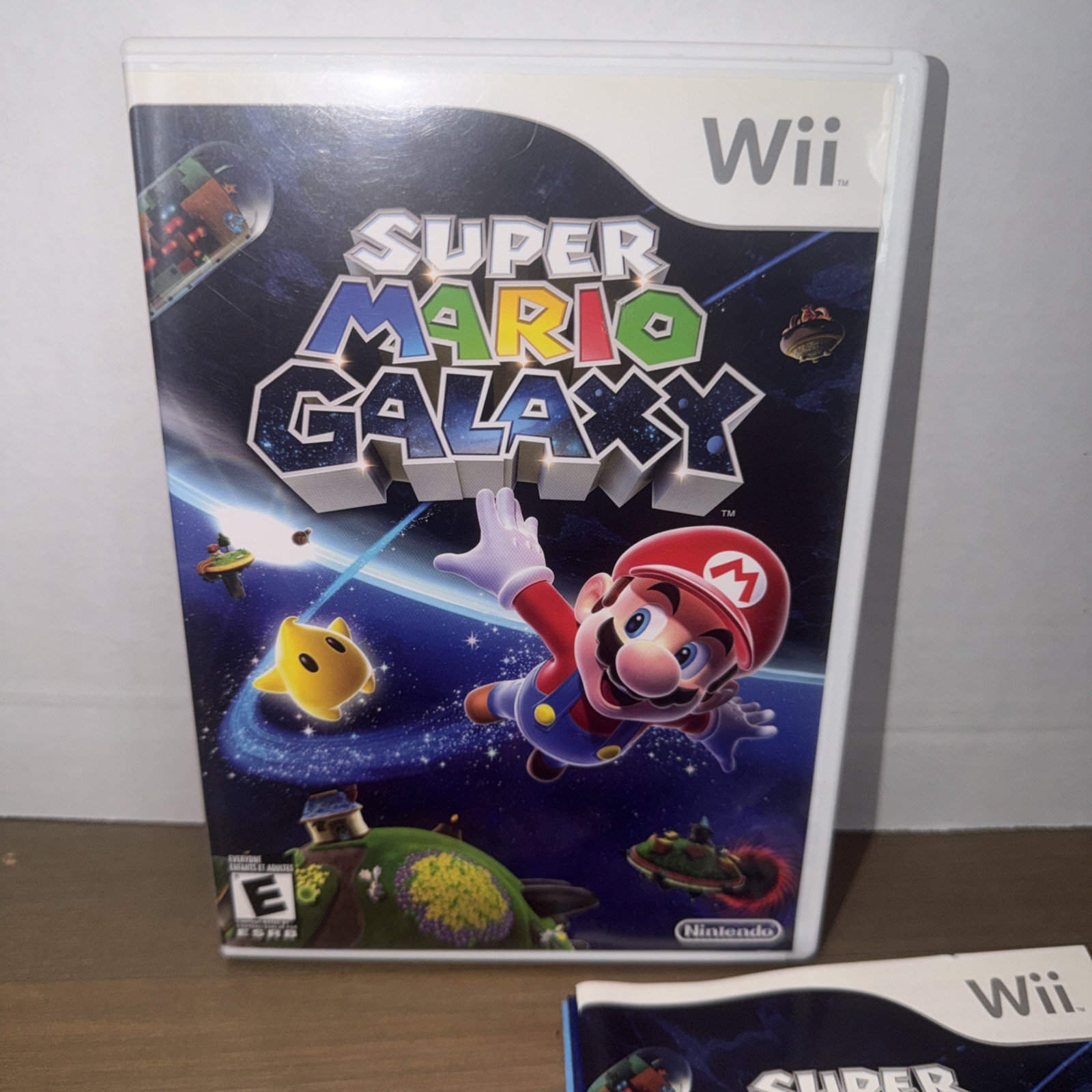 Super Mario Galaxy (Nintendo Wii, 2007) COMPLETE CIB With Manual