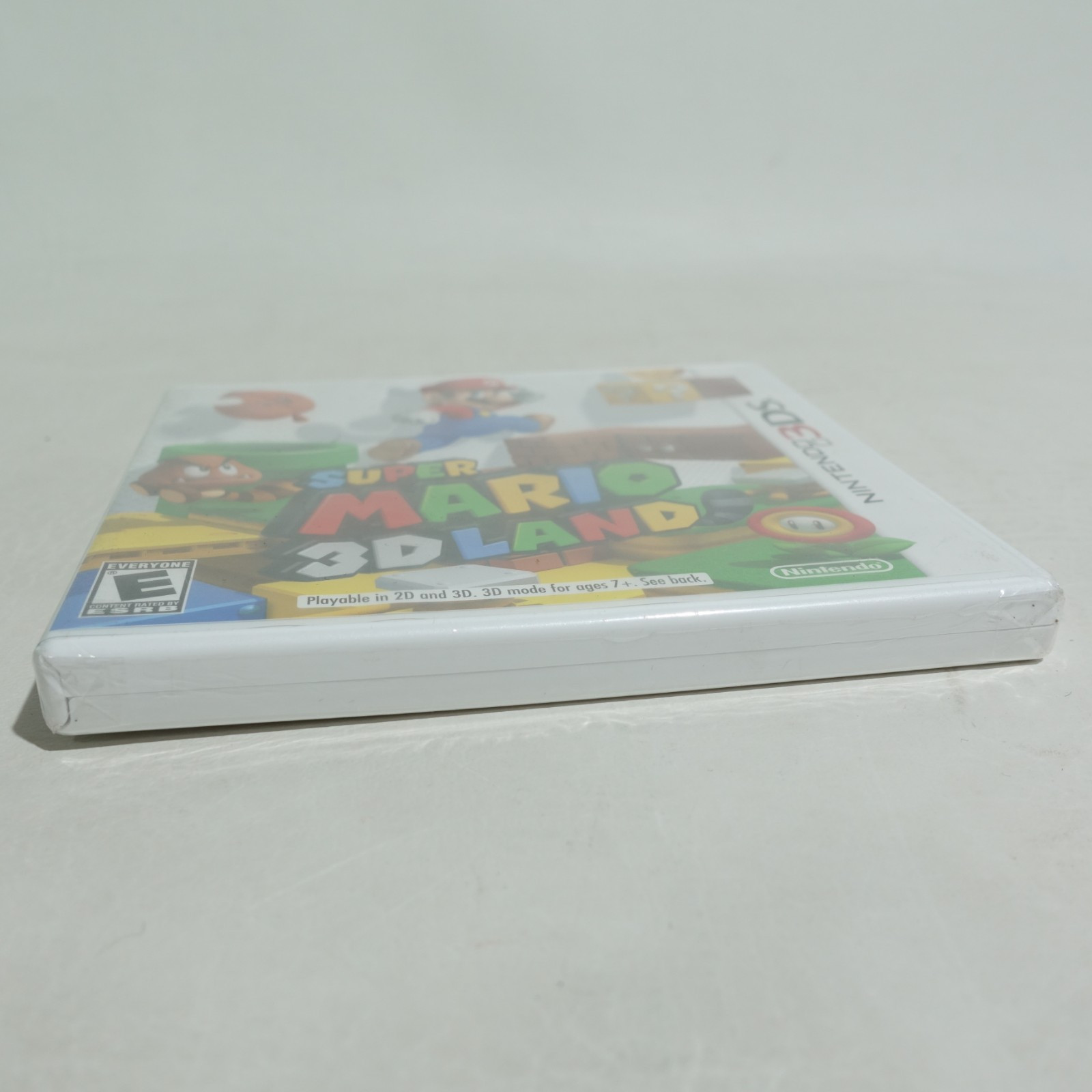 Super Mario 3D Land (Nintendo 3DS, 2011) White Case US Print NEW Factory Sealed
