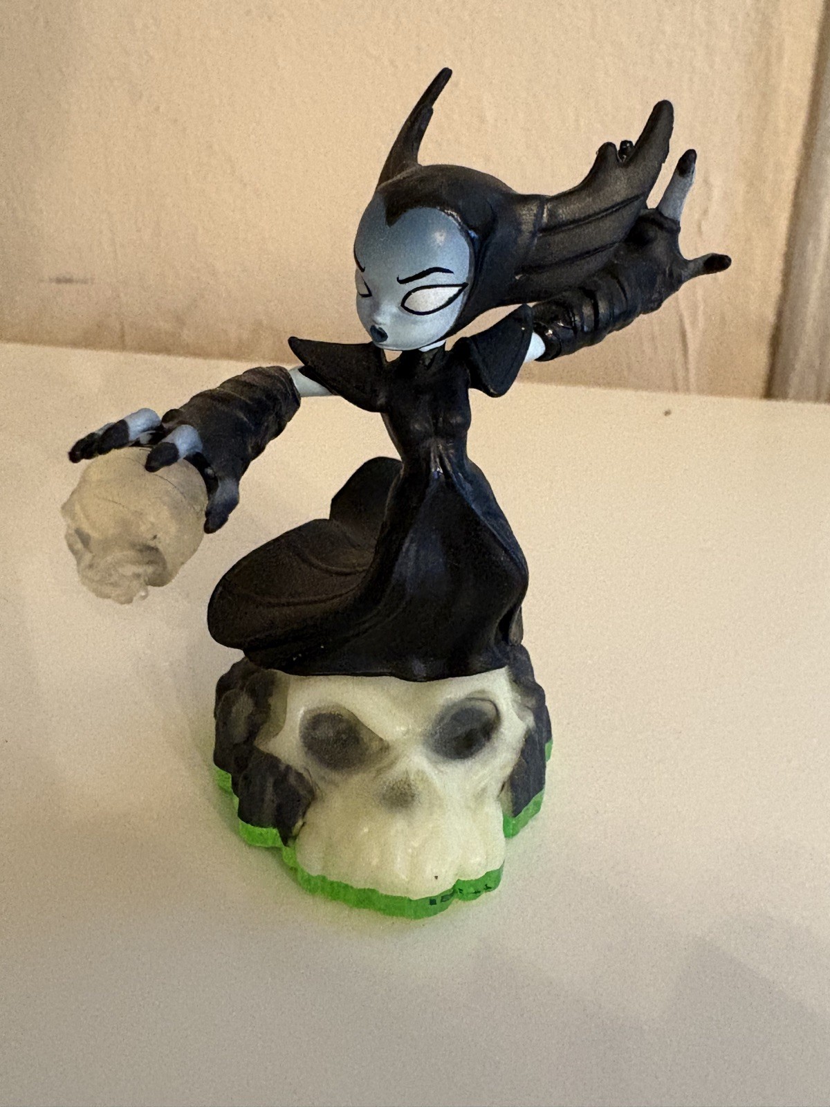 Hex (Series 1) (Tested, Working) (Skylanders Spyro’s Adventure)
