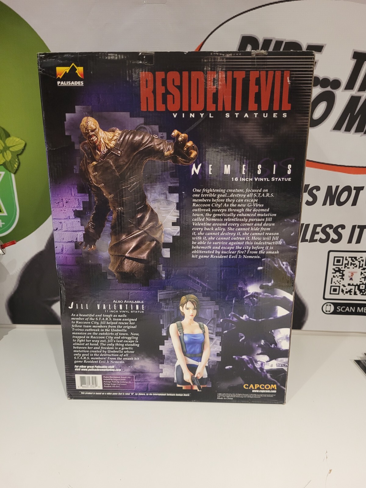 Resident Evil Nemesis Vinyl Statue 16 Inch Figure by Palisades Vintage 2000 New