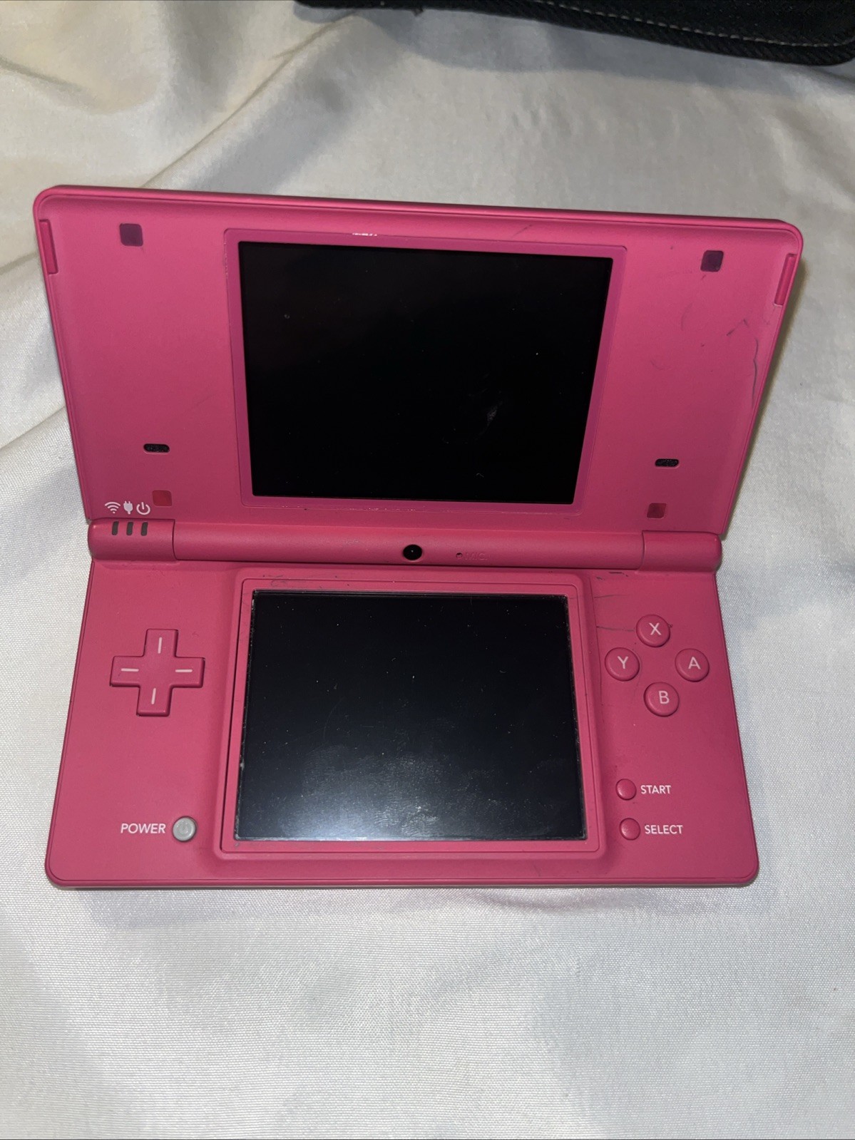 Hot Pink Nintendo DSi With Black Carrying Case Tested & Factory Reset