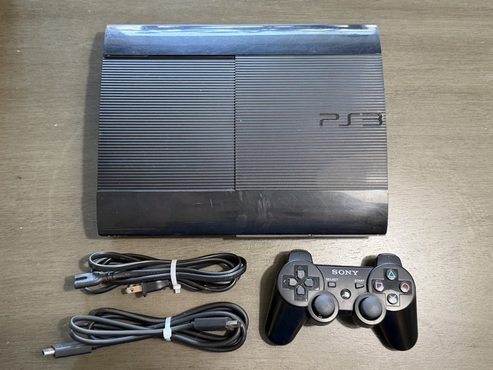 Sony PS3 Super Black Console w/ 2 Controllers – TESTED