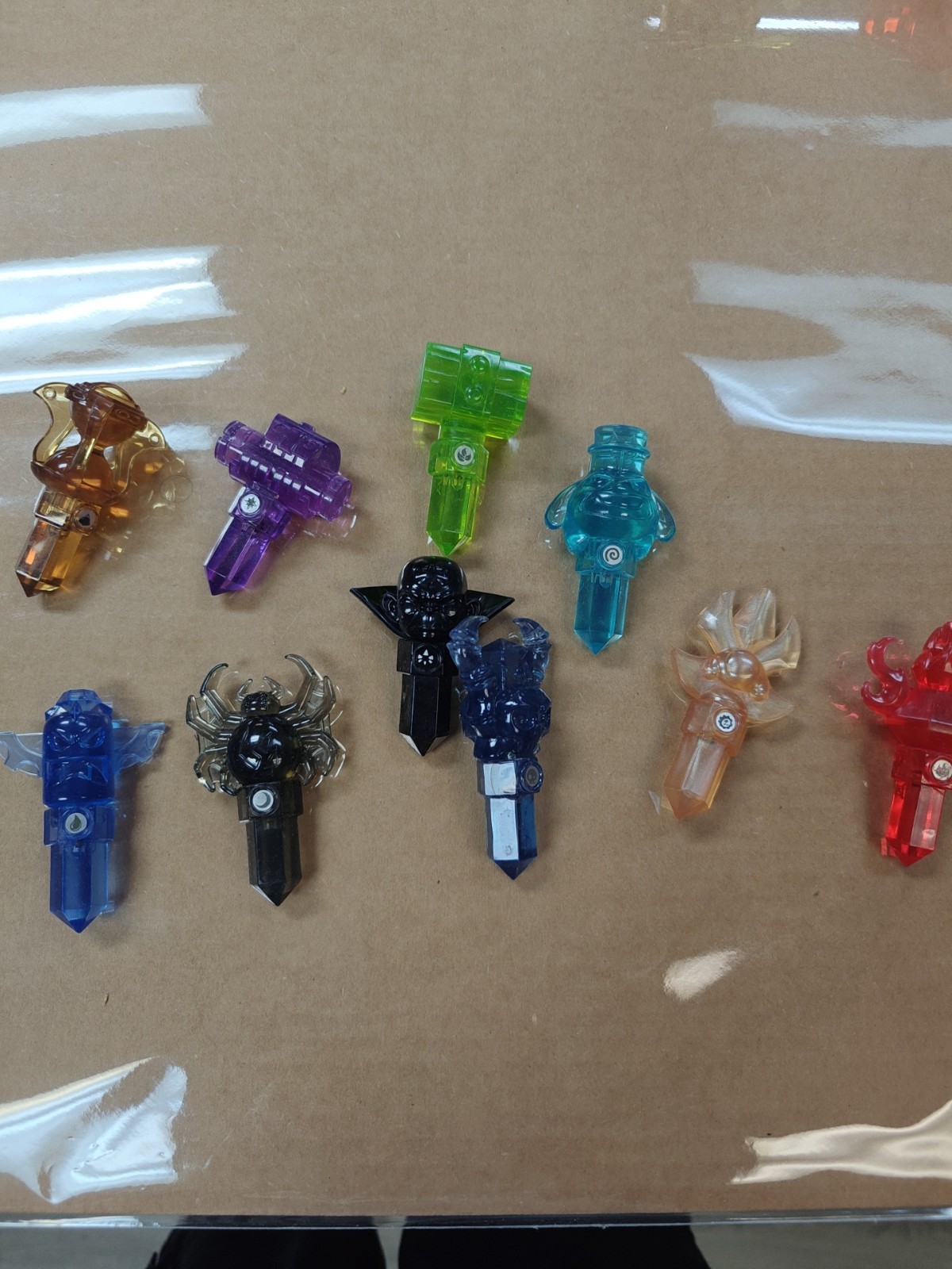 Lot of 11 Skylanders Trap Team Characters & 10 Crystal Traps See Pics
