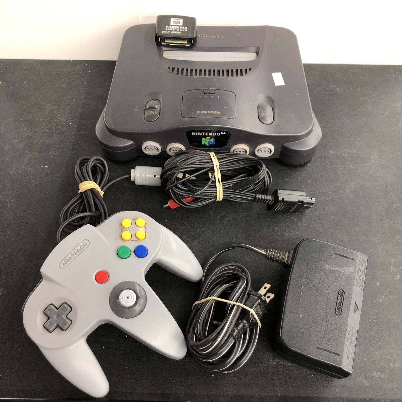Nintendo 64 – Black W/ Controller, Jumper Pack ,adapter. Pwr Cord