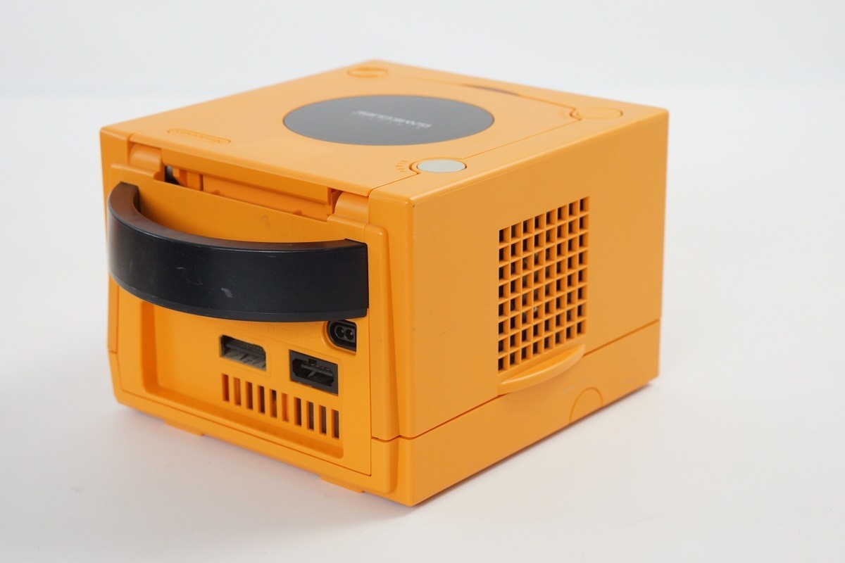 Gamecube Orange Console System Games DOL-001 JP For Japan CD FREE SHIP 10710073