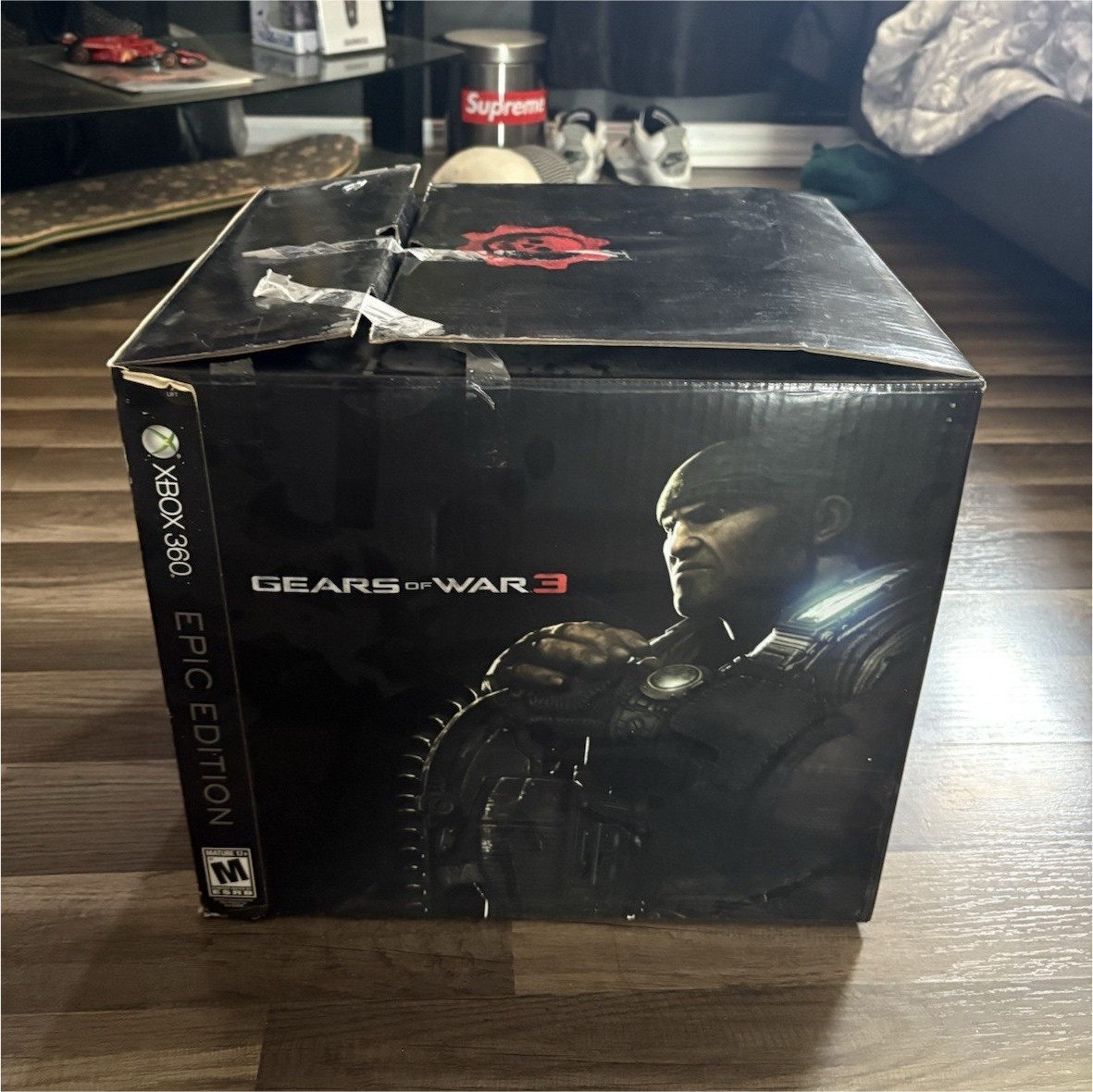 Microsoft Gears of War 3 Epic Edition Collectibles Marcus Fenix Boxed Set