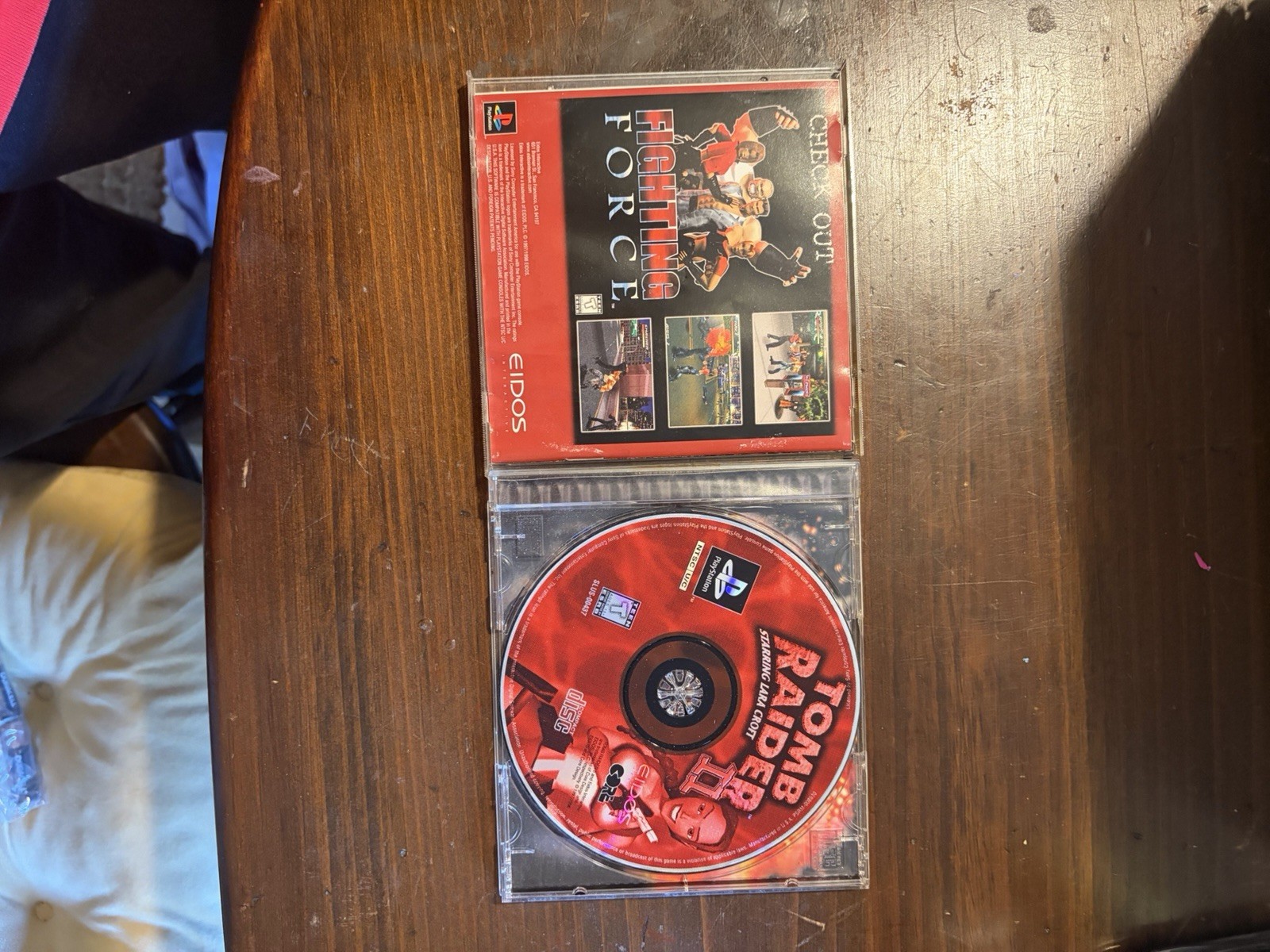 Tomb Raider II PS1 PlayStation 1 Complete with Manual Black Label Works Tested