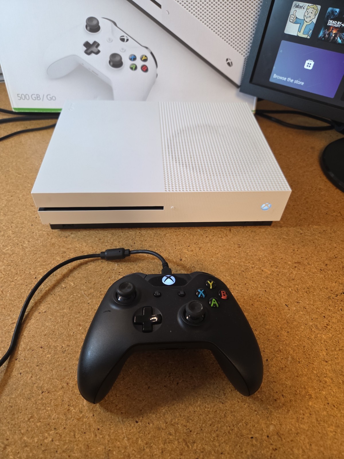 Microsoft Xbox One 500GB White Console In Og. Box w/ HDMI, Pwr Cord, Controller