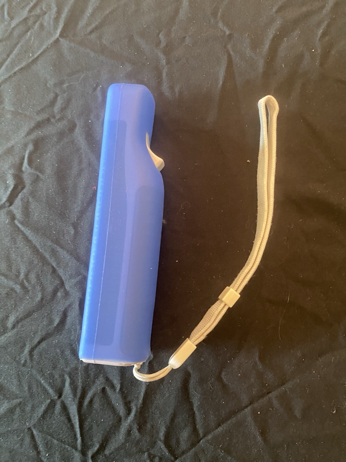 Nintendo Wii Remote Intec with Blue Silicone Sleeve Tested Works