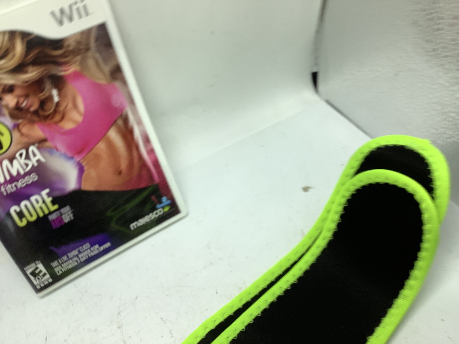 Zumba Fitness Core – Nintendo Wii – Video Game – VERY GOOD With belt