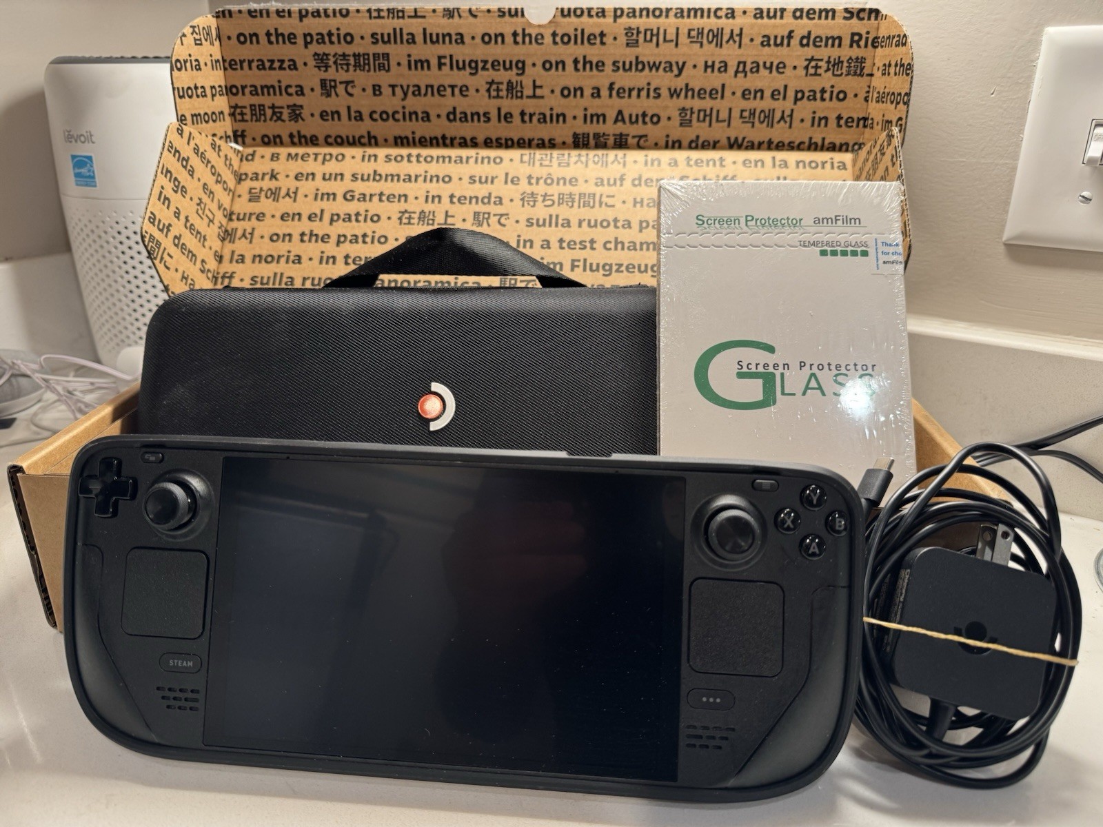 Valve Steam Deck 1TB OLED w/ Carrying Case & Charger – EXCELLENT CONDITION
