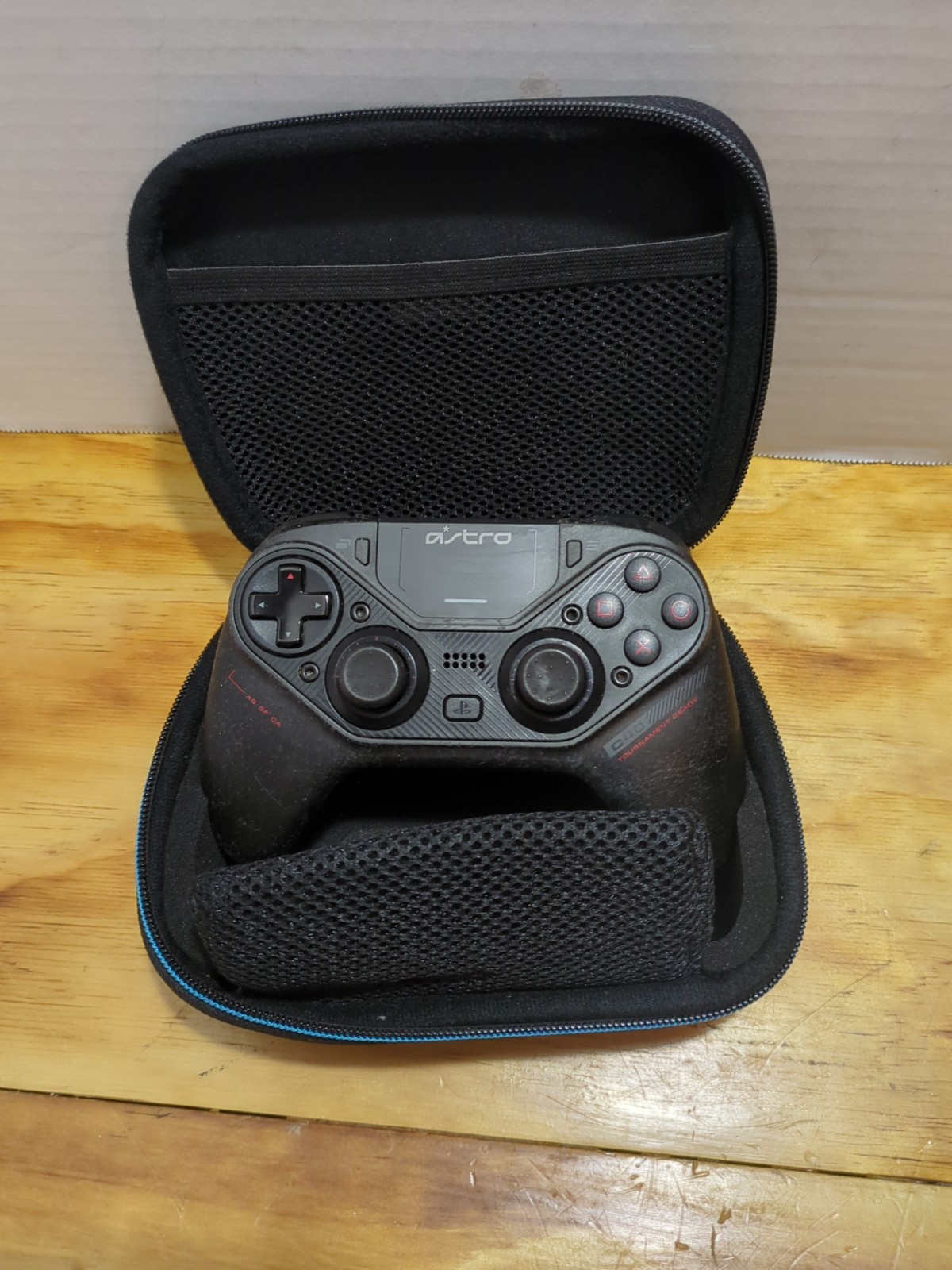 PS4 Astro C40TR Gaming Controller, UNTESTED