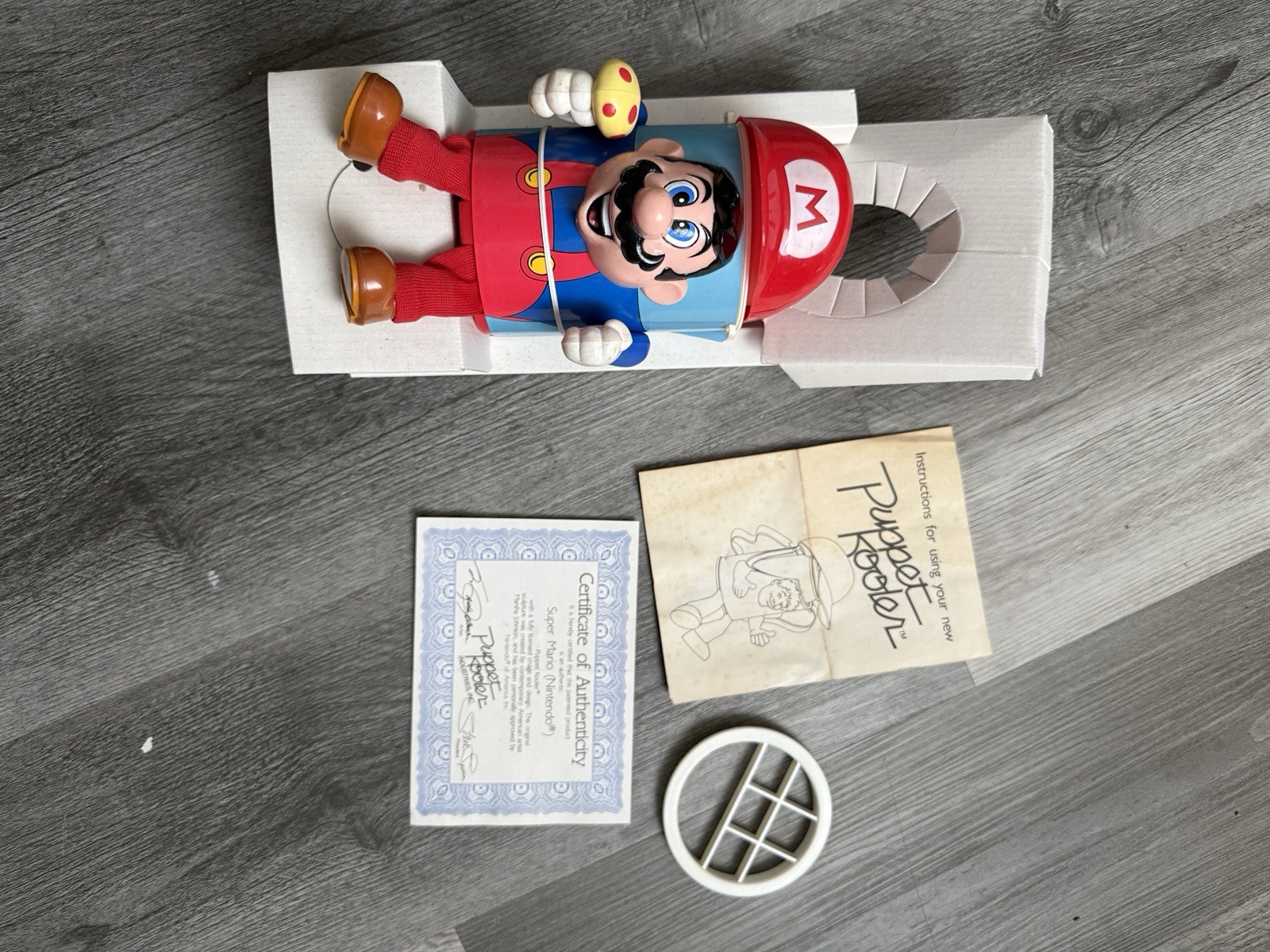 Vintage Nintendo Super Mario Puppet Kooler W/ Original box Inserts. See Pics!