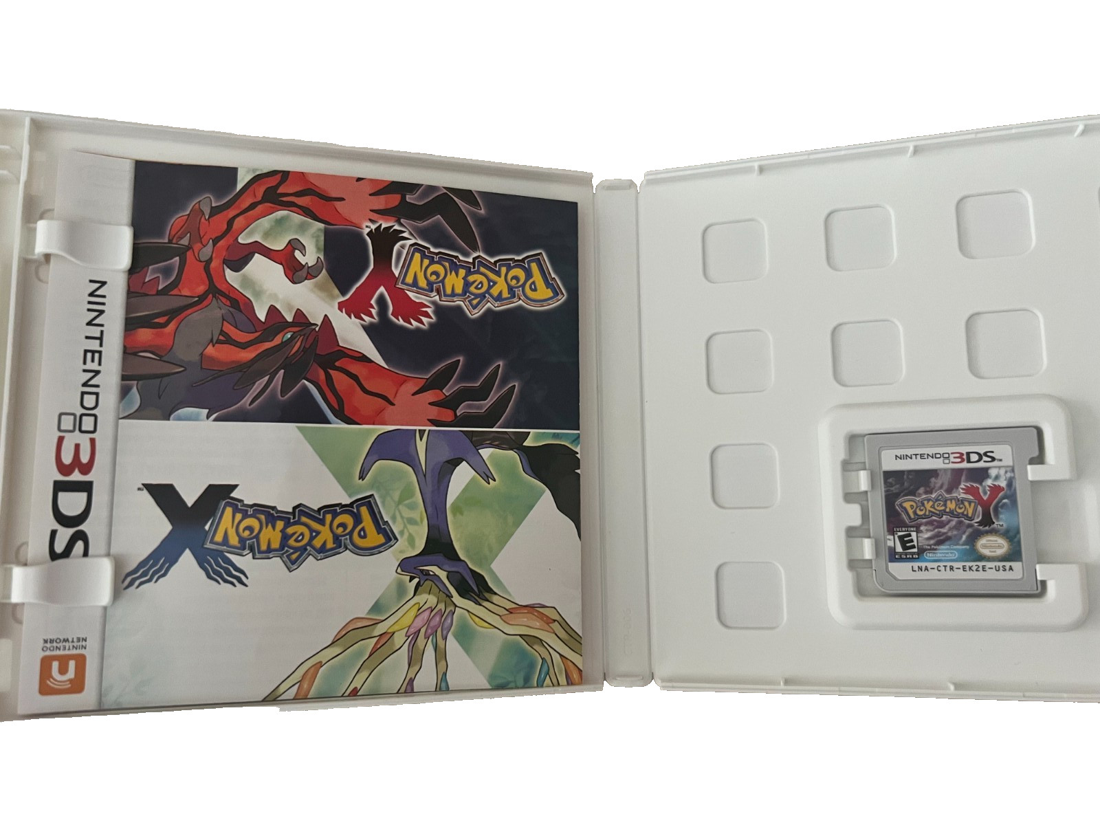 Pokemon Y – Nintendo 3DS – Yveltal Xerneas Pikachu jrpg game – CIB w/ booklet