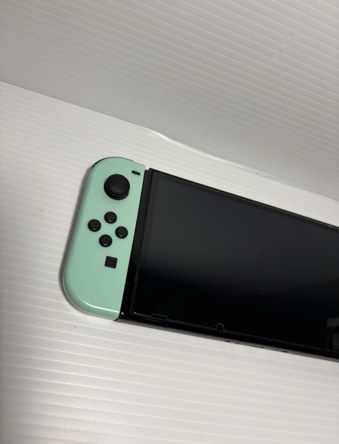Nintendo Switch OLED – Tested w/ Screen Protector, Case, & green/blue Joy-Cons