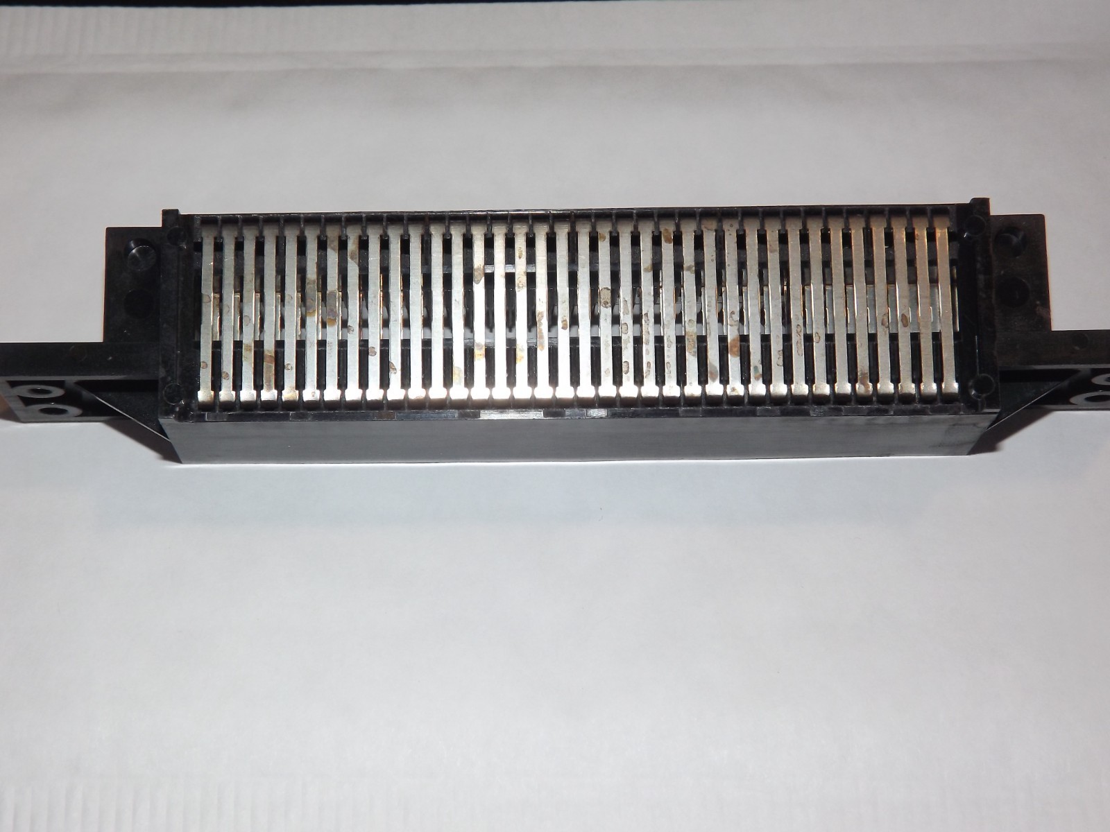 Original OEM Nintendo NES 72 Pin Connector Replacement Part with Instructions