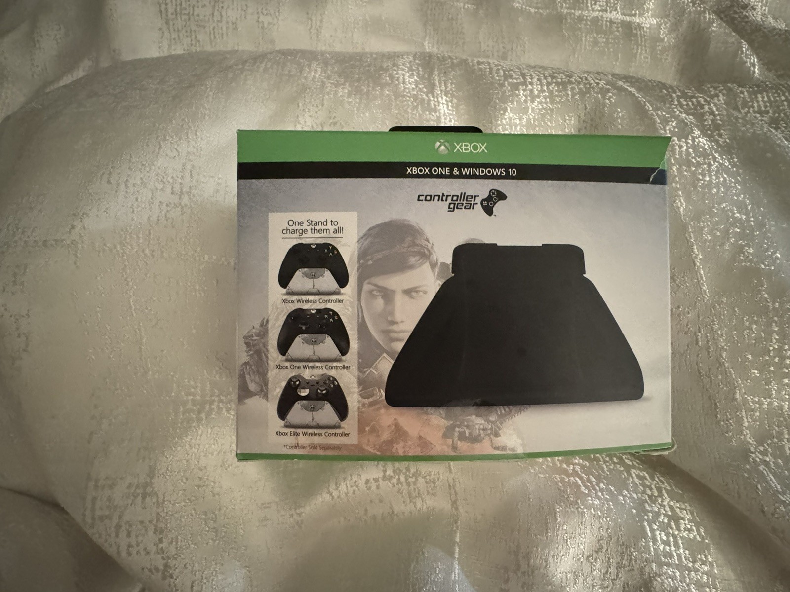 Microsoft Xbox One x 1TB Gears 5 Limited Edition Console Bundle