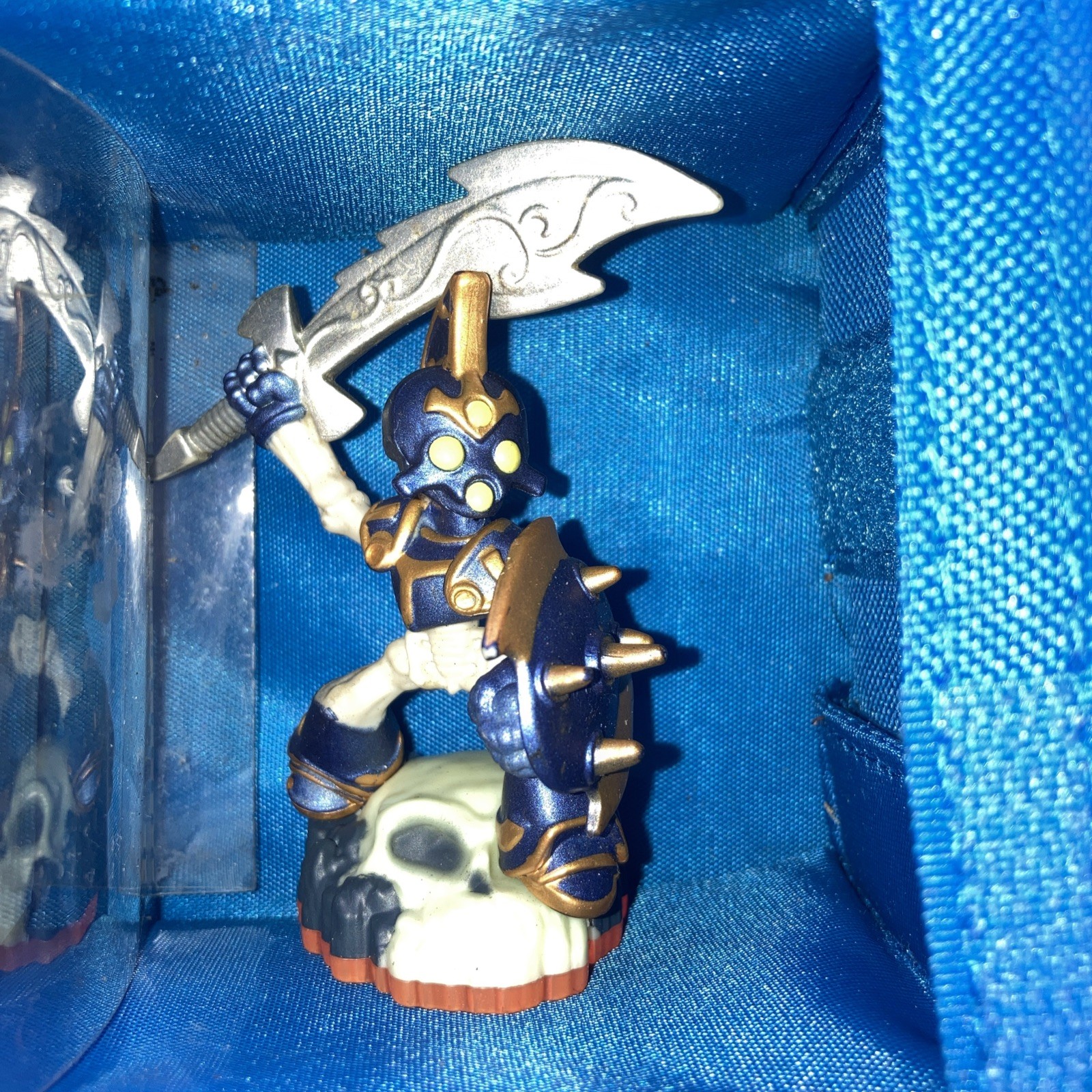 Skylanders Travel Case With 22 Skylanders